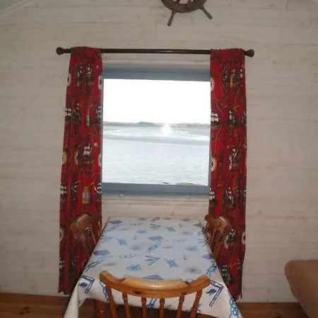 De Douanier En Baie Du Mont Saint Michel Insolite *