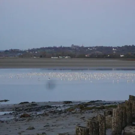 Dom wakacyjny De Douanier En Baie Du Mont Saint Michel Insolite Courtils