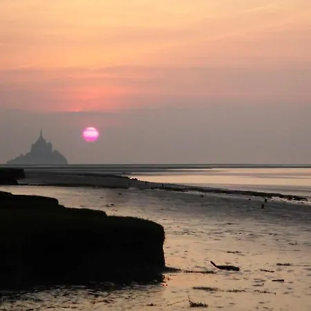 De Douanier En Baie Du Mont Saint Michel Insolite Dom wakacyjny Courtils