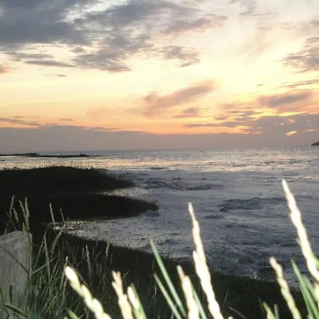 Dom wakacyjny De Douanier En Baie Du Mont Saint Michel Insolite *