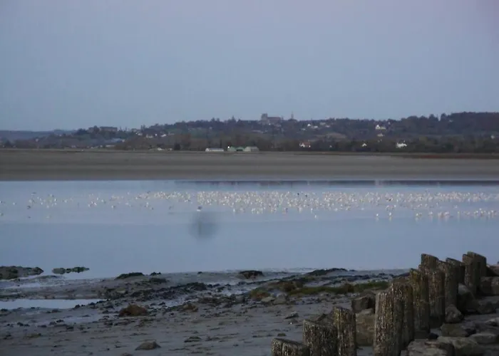 Сasa de vacaciones De Douanier En Baie Du Mont Saint Michel Insolite Courtils