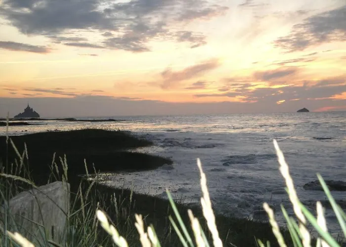 Сasa de vacaciones De Douanier En Baie Du Mont Saint Michel Insolite *