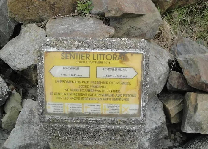 De Douanier En Baie Du Mont Saint Michel Insolite